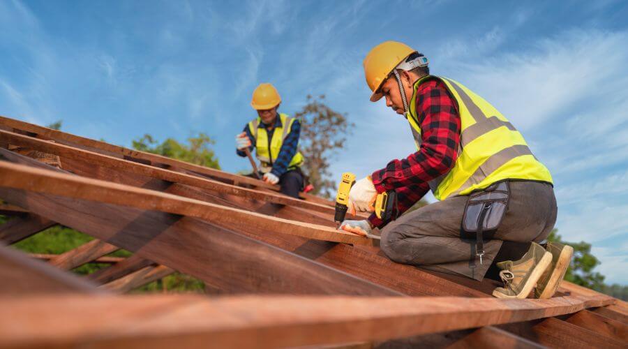 Professional Flat Roofing Installation services in New Waterford, OH